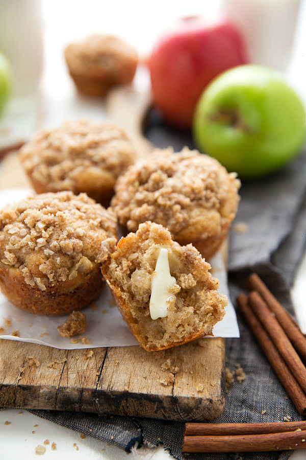 Healthy-Apple-Muffins-made-with-Greek-Yogurt